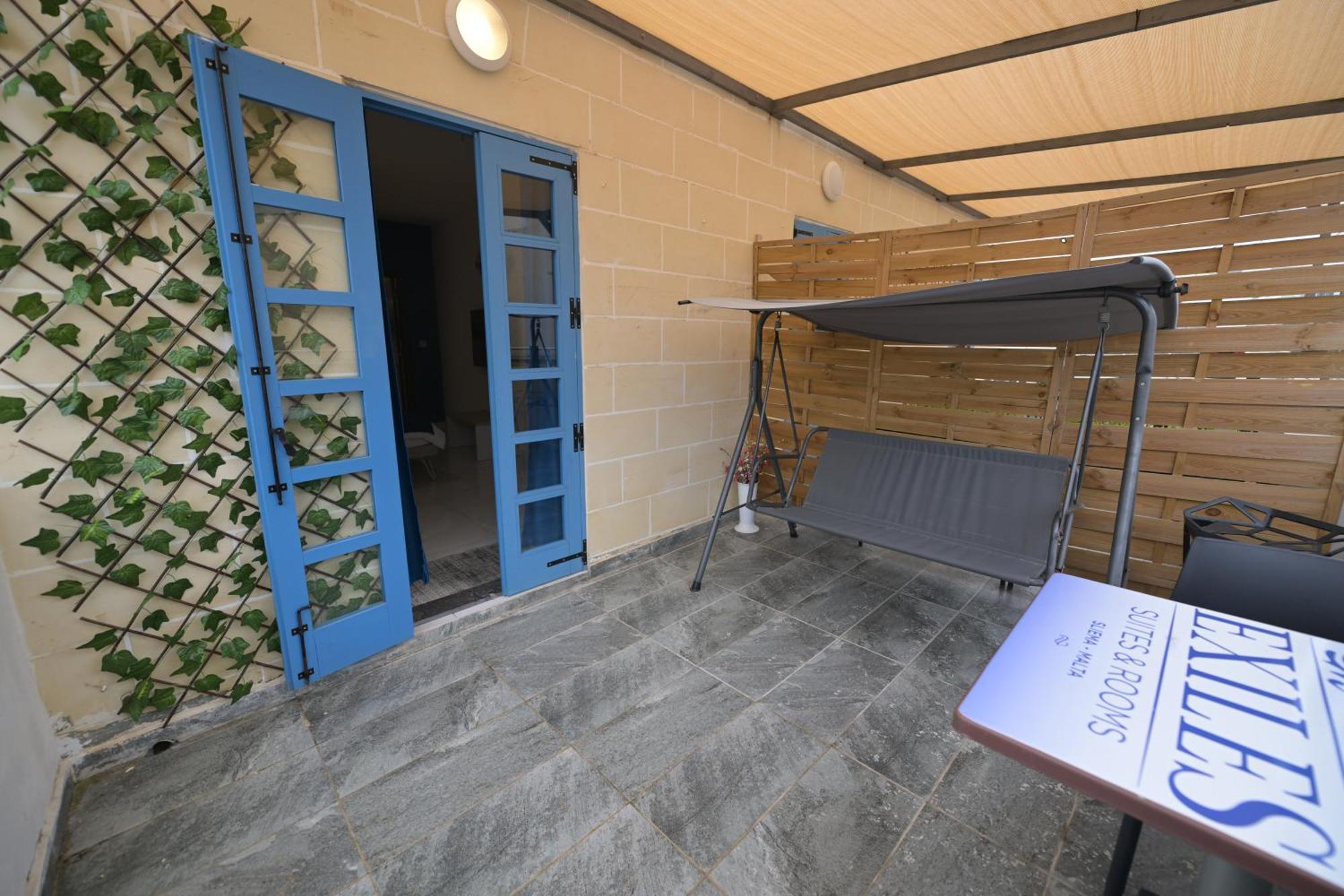 The Exiles Hotel Sliema Exterior photo
