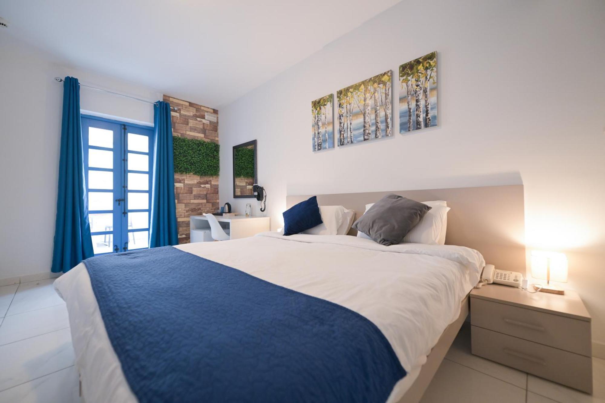 The Exiles Hotel Sliema Exterior photo