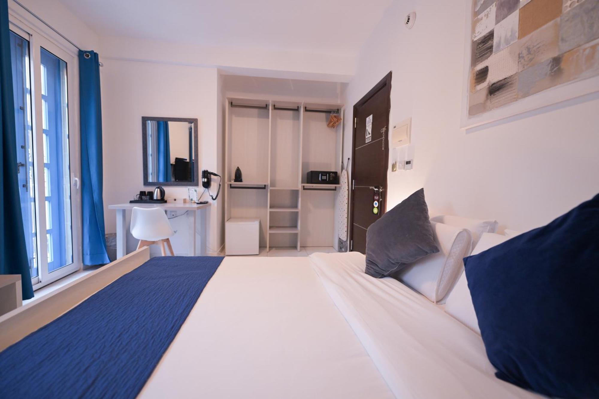 The Exiles Hotel Sliema Exterior photo